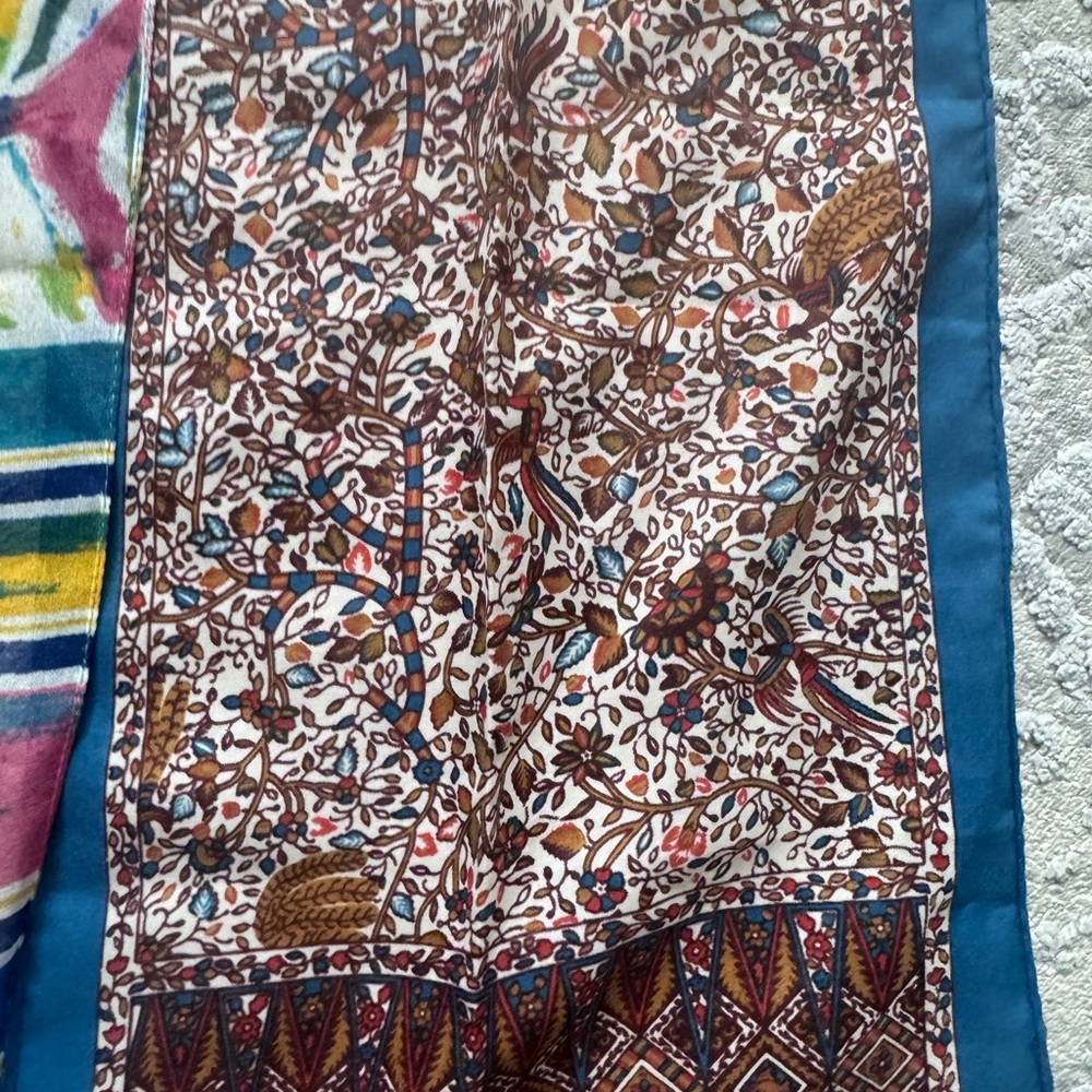 Multicolor Patterned Women's Scarf - Picture 3 of 7